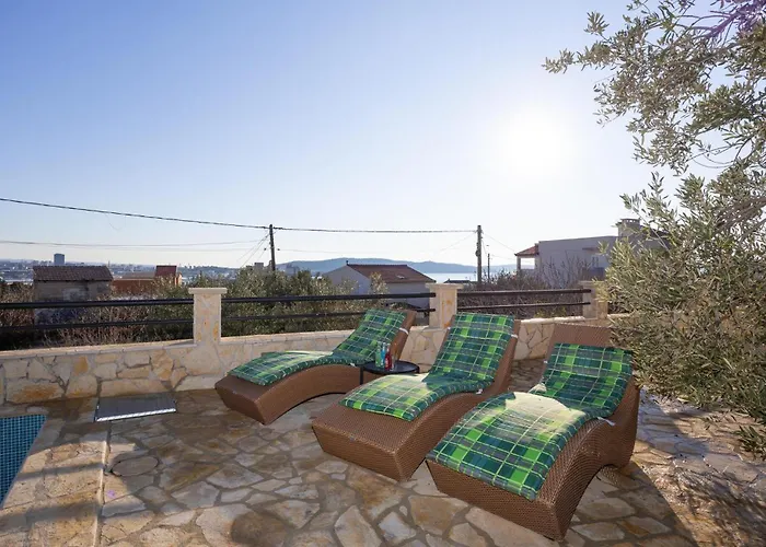 Amazing Home In Kastel Sucurac